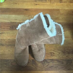 Uggs woman tall boots size 7